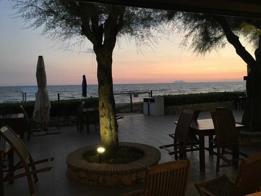 Torre San Vito Hotel Villaggio Гаэта Экстерьер фото