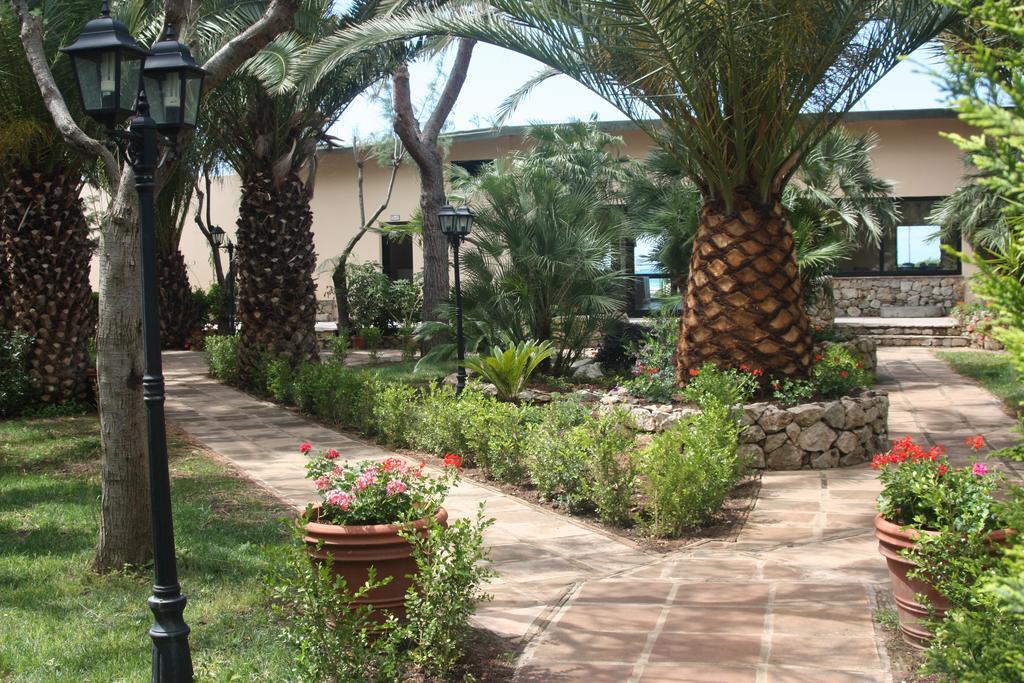 Torre San Vito Hotel Villaggio Гаэта Экстерьер фото